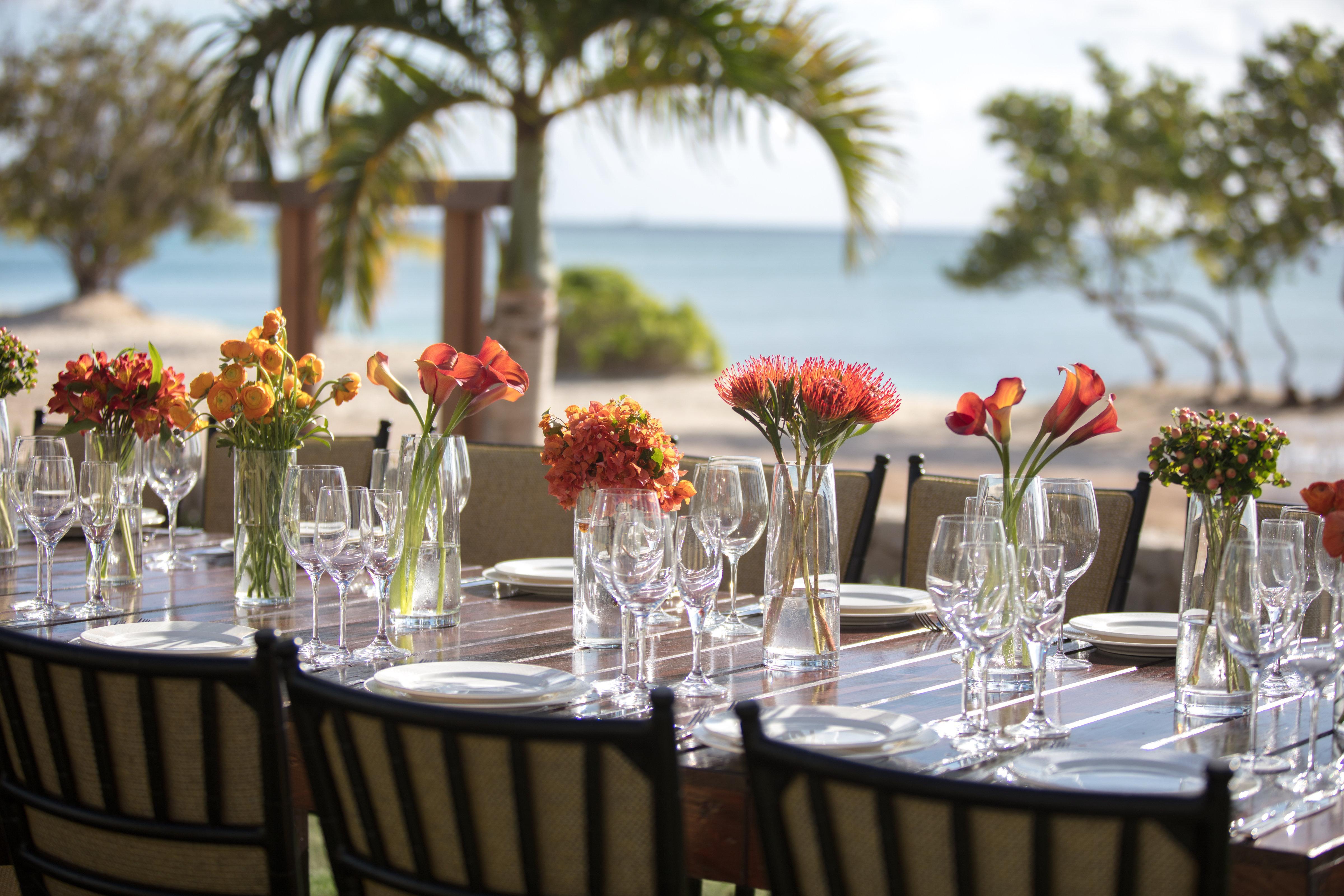 Kimpton Seafire Resort + Spa By Ihg West Bay Экстерьер фото