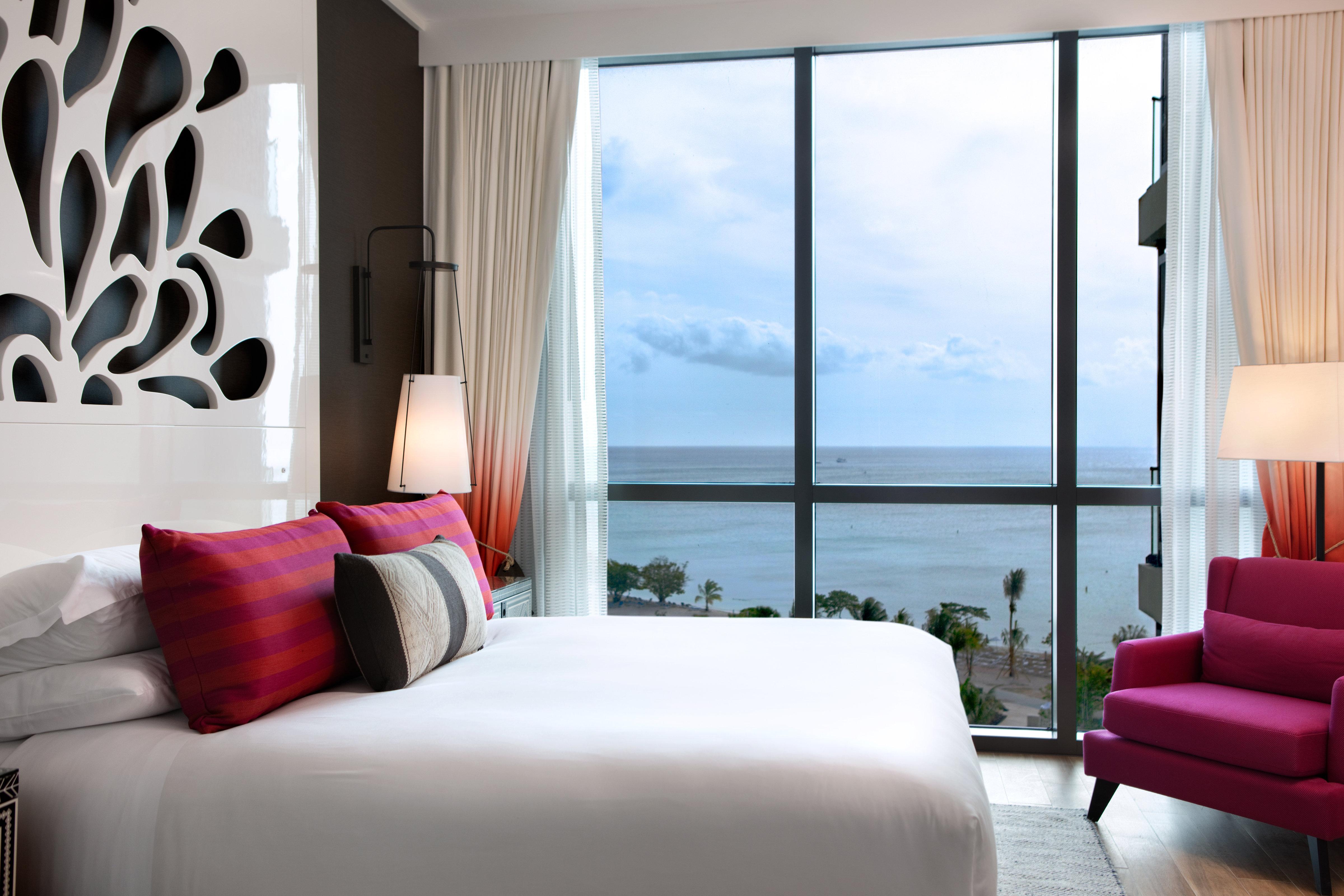 Kimpton Seafire Resort + Spa By Ihg West Bay Экстерьер фото