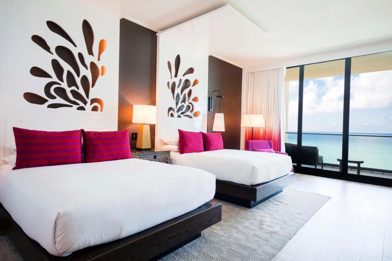 Kimpton Seafire Resort + Spa By Ihg West Bay Экстерьер фото