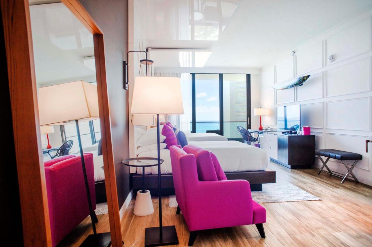 Kimpton Seafire Resort + Spa By Ihg West Bay Экстерьер фото