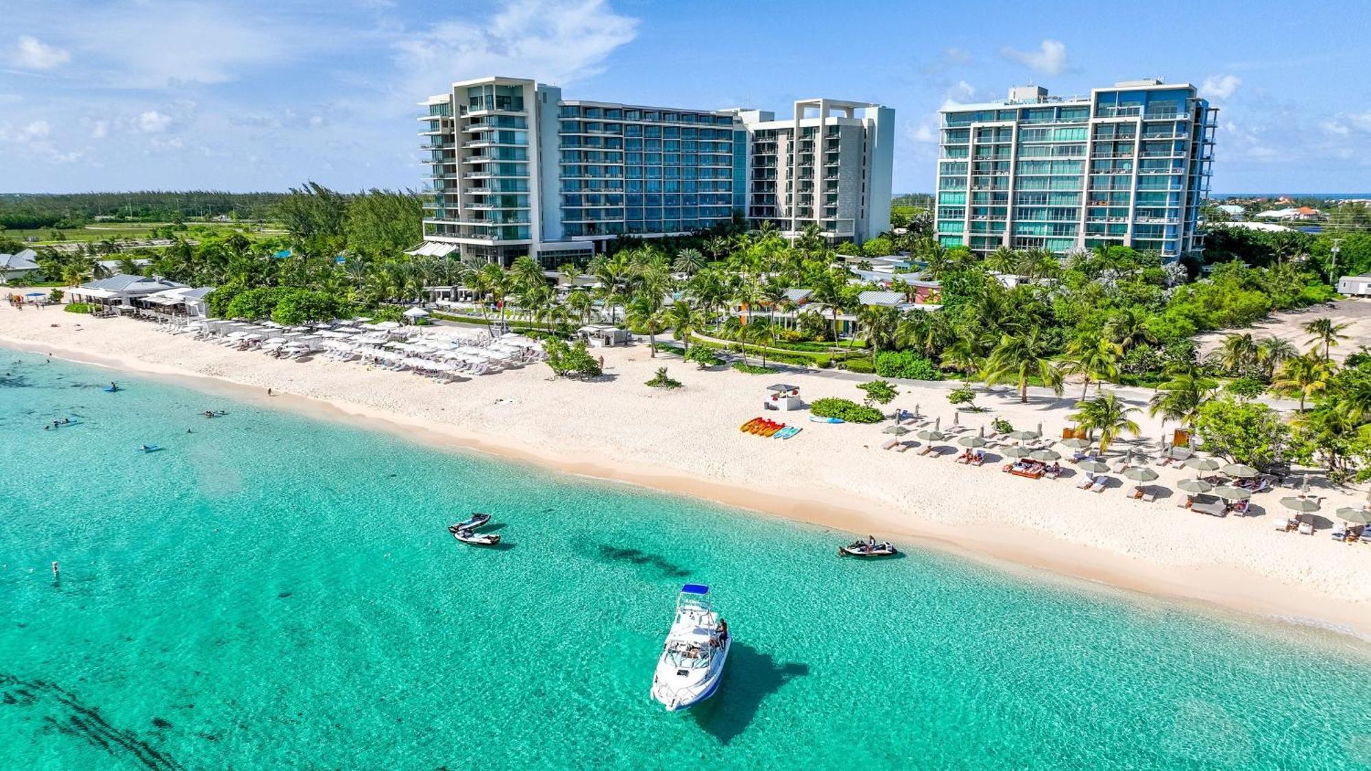 Kimpton Seafire Resort + Spa By Ihg West Bay Экстерьер фото